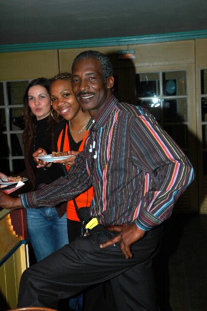 min 2006 05 02 latino 122